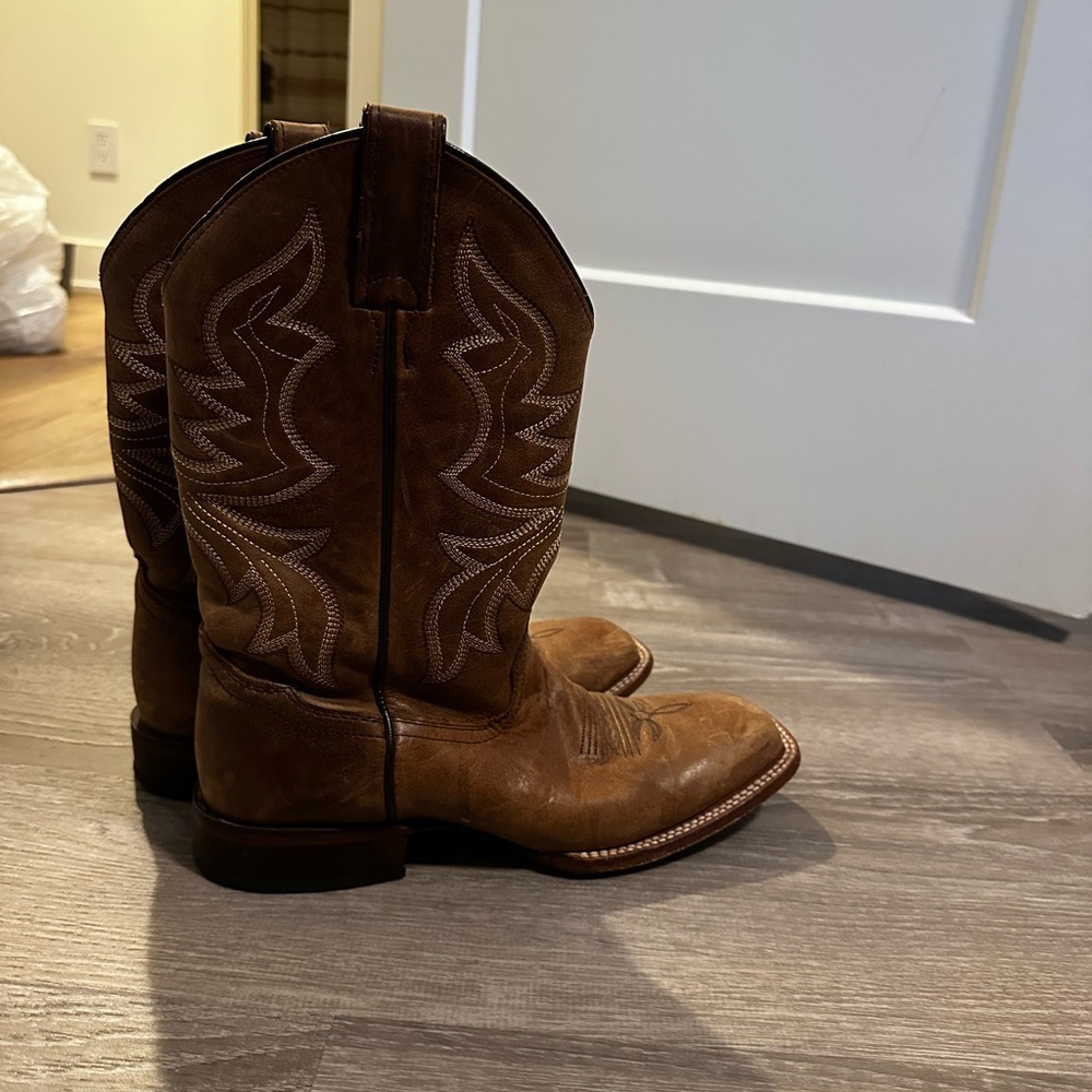 Shyanne Brown Leather Cowboy Boots